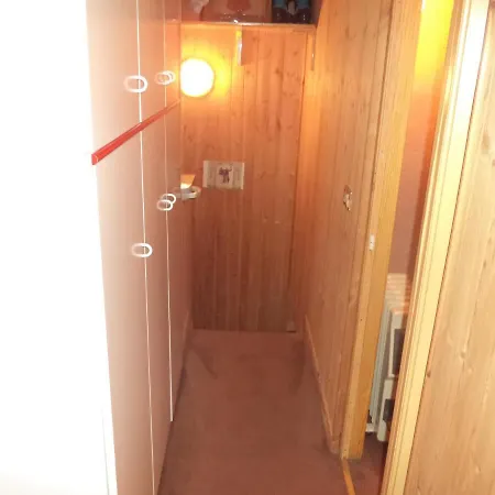 5 Confini Lägenhet